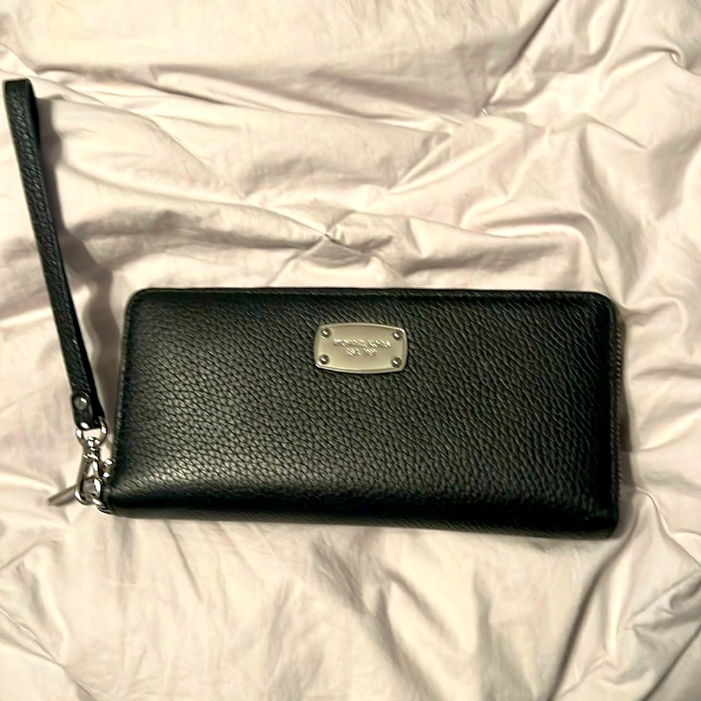 Michael Kors black wallet, wristlet